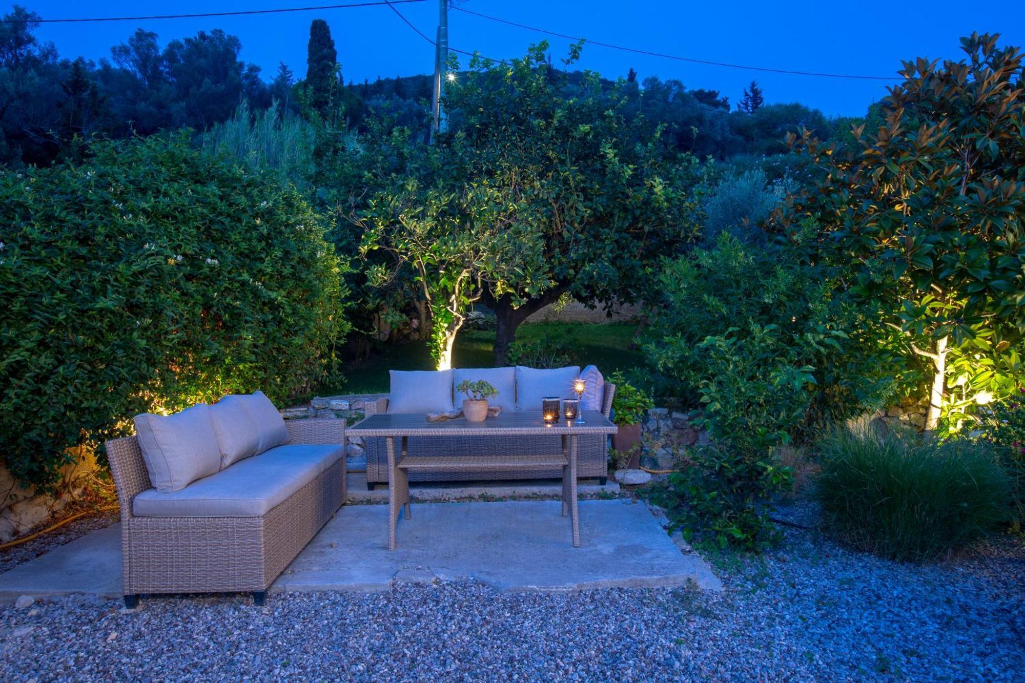 Villa Kallisti - Private Villa With Hot Tub, Large Garden, Close To The Beach Agia Varvara  Exterior photo